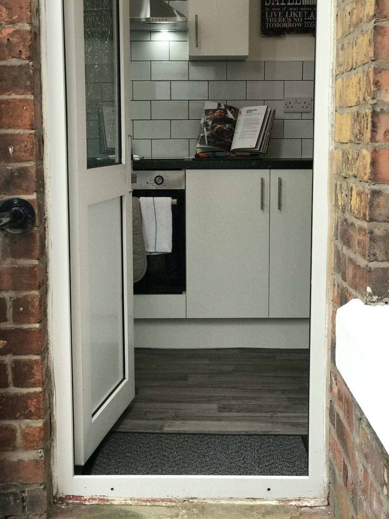 Bright Spacious 3-Bed With Office & Patio, Preston 普雷斯顿 外观 照片