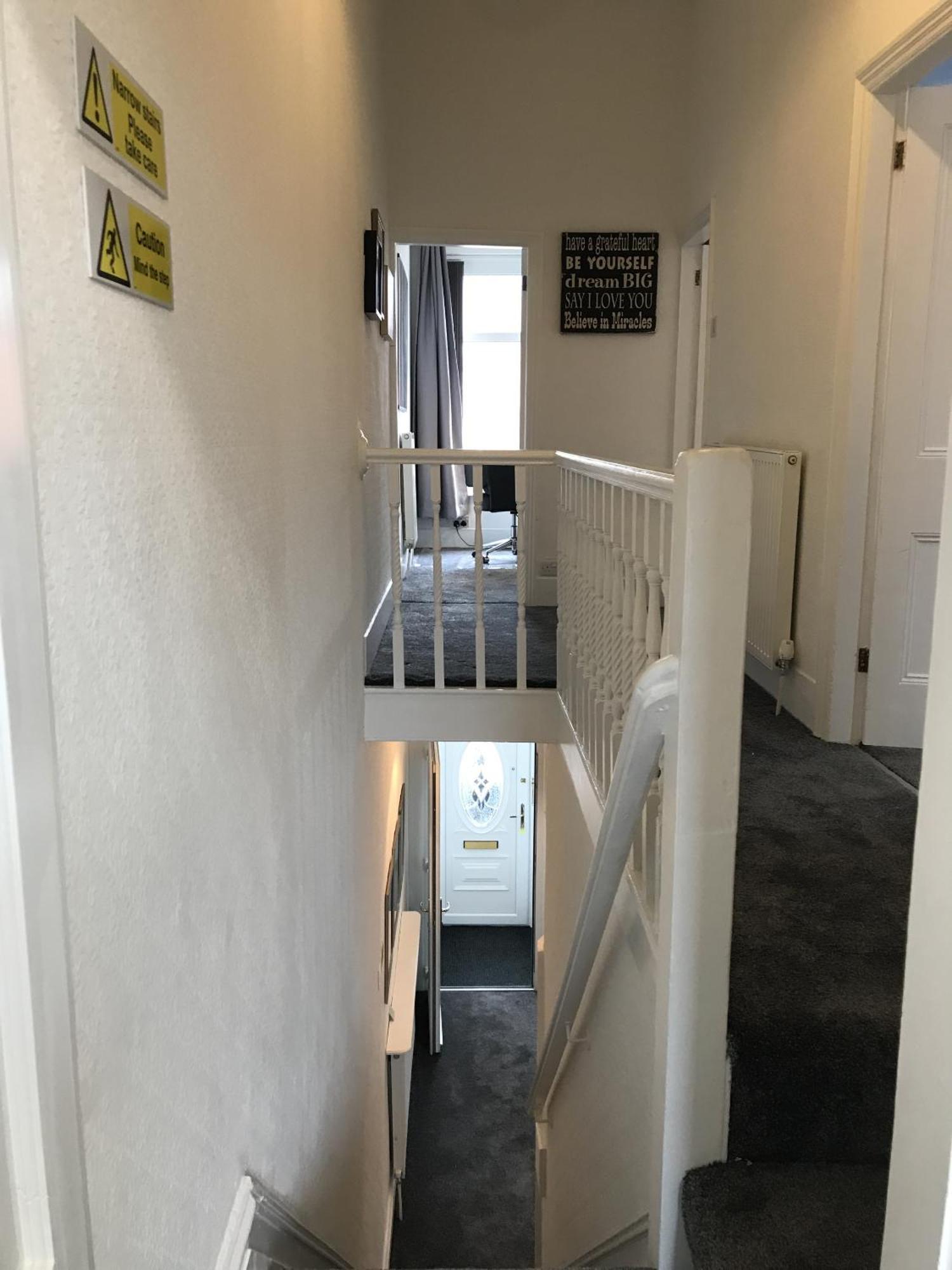 Bright Spacious 3-Bed With Office & Patio, Preston 普雷斯顿 外观 照片