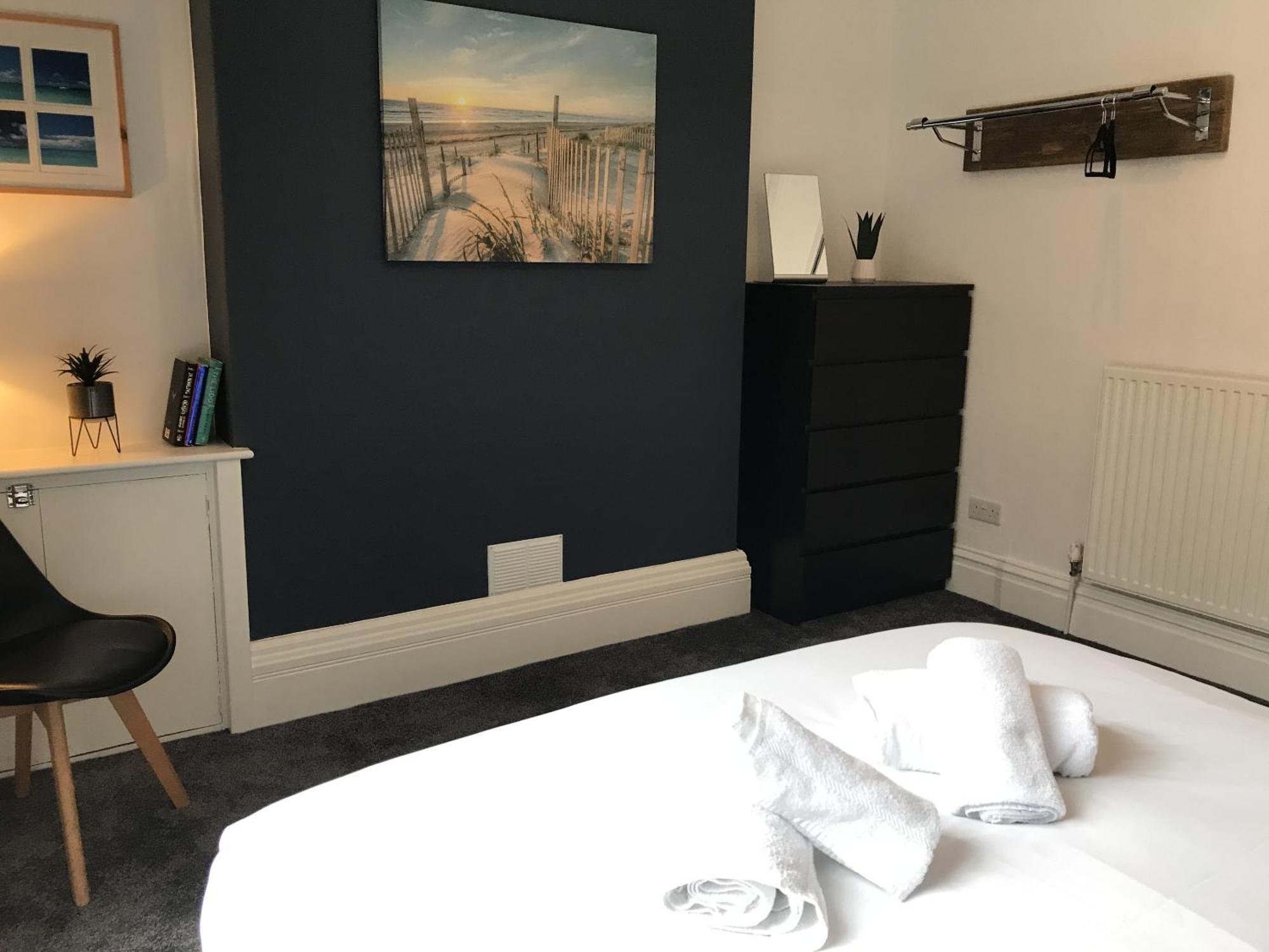 Bright Spacious 3-Bed With Office & Patio, Preston 普雷斯顿 外观 照片