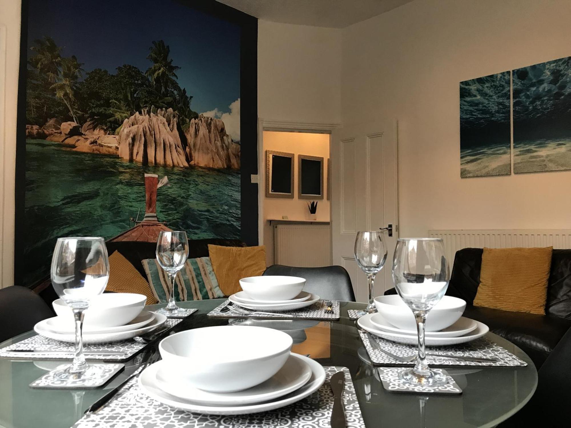 Bright Spacious 3-Bed With Office & Patio, Preston 普雷斯顿 外观 照片